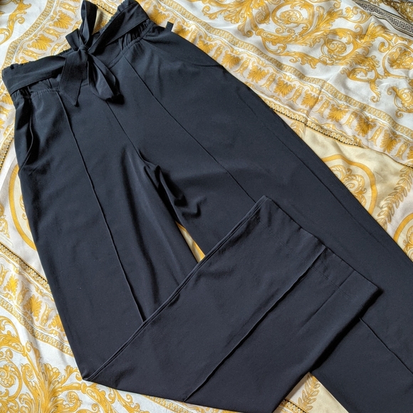 lululemon athletica Pants - Lululemon Noir Wide Leg Tie Waist Pants Size 4